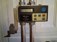 Mitutoyo 24" digital height vernier gauge