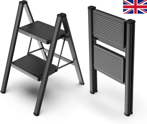 Portable step ladder - 2,