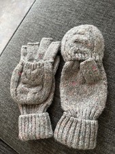 NWOT Oliver Bonas Grey Cable