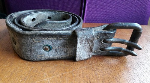 Antique ww1 iron - iron, buckled