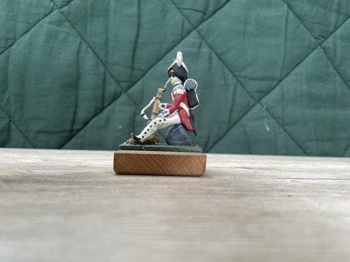 Hand painted british - hand‑painted,