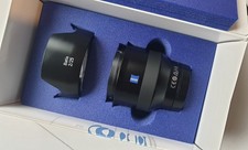 Zeiss Batis Distagon 25mm f2 E-Mount Sony auto-focus lens