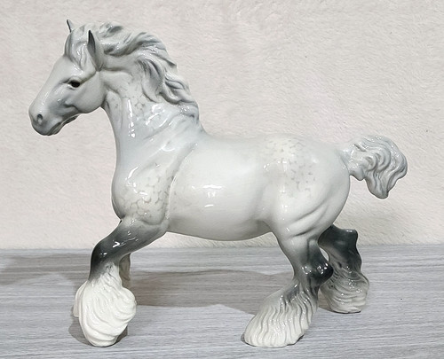 Beswick dapple grey - grey, gloss