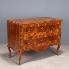 Antique Chest of Drawers