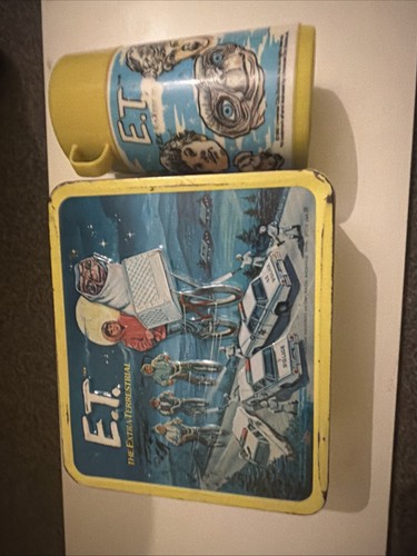 Lunchbox and thermos - et,