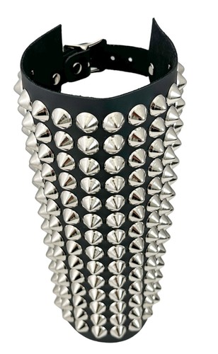 Row cone studded - row,
