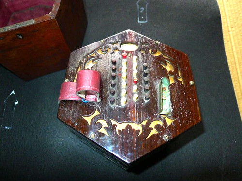 Rock chidley button - 48,
