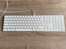 Apple Magic QWERTY Keyboard with Numeric Keypad A1843 USB Charger Inc