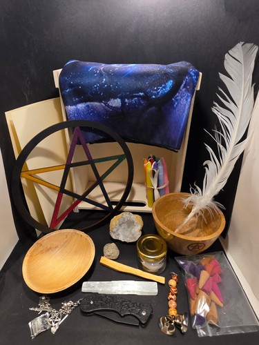 Complete pagan altar sets - complete,
