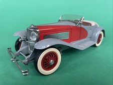 1:24 Cars Duesenburg Danbury