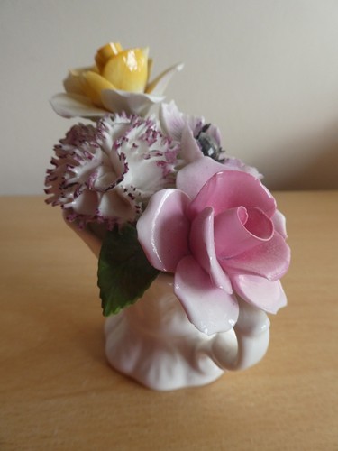 Radnor bone china flower posy - bone,