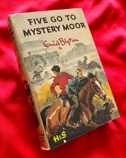 ENID BLYTON FAMOUS FIVE GO TO