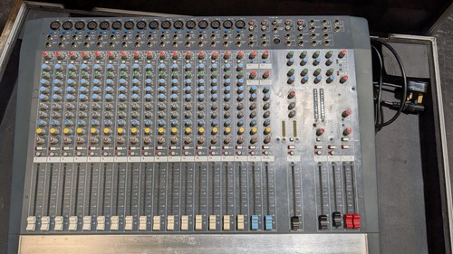Allen heath 20 analogue - &,