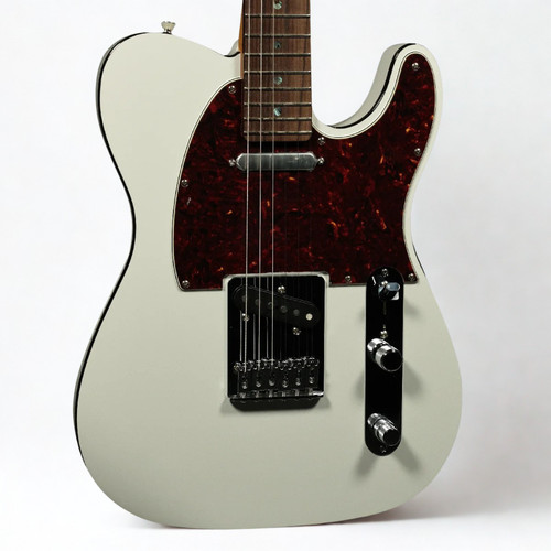 Fender mij limited - limited, active