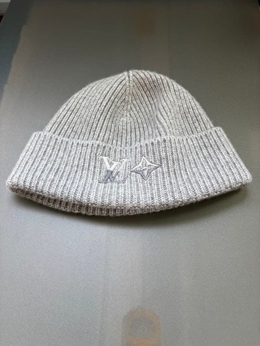 Louis vuitton gray beanie - vuitton,