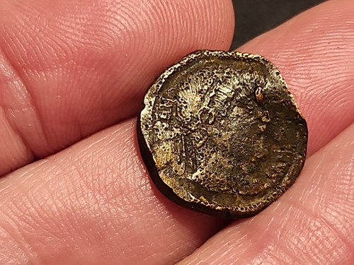 Roman 4th century - bronze, coin
