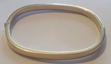 9ct Gold Heavy Hollow Bangle 10g. Read Description