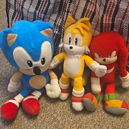 Sonic the hedgehog tails - sonic,