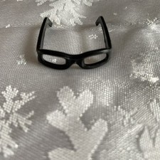 Sindy Barbie Black Rimmed