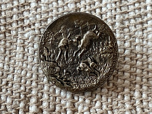 Antique 19th hunt button - 19th, c