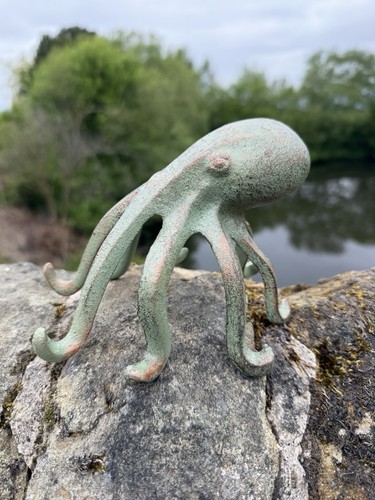Cast iron octopus ornament - cast,