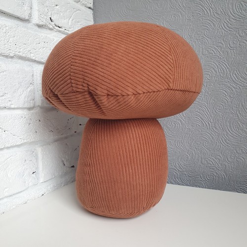 Large mushroom door - mushroom, stop