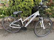 Ladies Carrera Crossfire 2 Hybrid Bike in white with pink trim