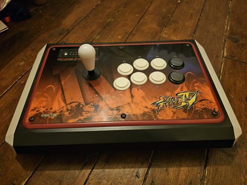 Madcatz street fighter - madcatz,