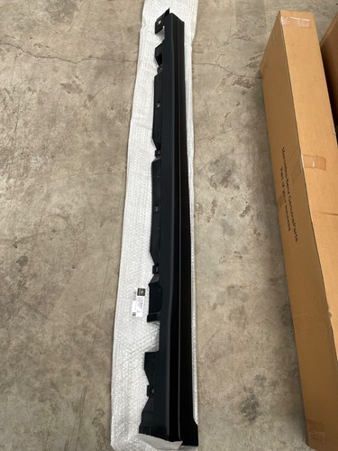 New genuine mercedes benz - new, left