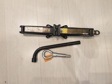 13162852 Vauxhall Astra Zafira Vectra Signum Car Lifting Jack ,Tow Eye, Wrench