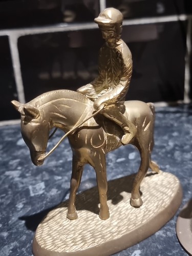 Brass horse figures - brass, and