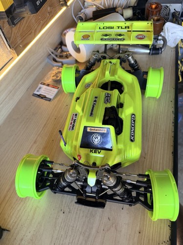 Tlr losi 8ight eight nitro - losi,