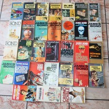 Vintage James Bond 007 Book Bundle x 31  Ian Fleming 1960's PAN Casino Royale