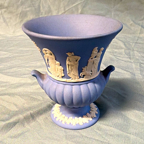 Wedgwood blue white - wedgwood,