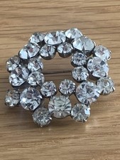 Brooch faux diamond style brooch Round Costume jewellery VGC VTG Clip fastening