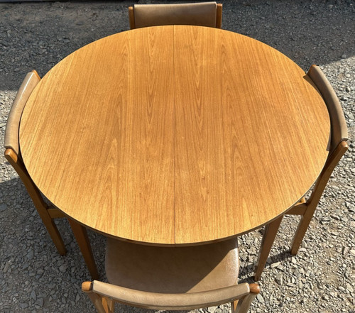 Round extending dining table - extending,