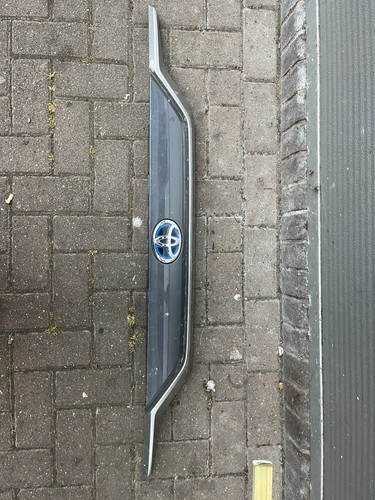 Toyota rav tailgate trim - rav,