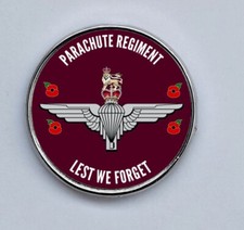 Parachute Regiment Lest we Forget Lapel Badge