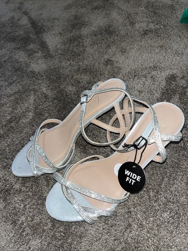 New look heels never worn - new,