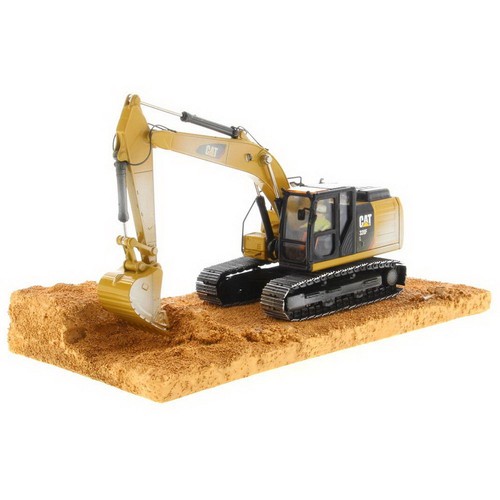 Diecast masters cat 320f - 1/50,