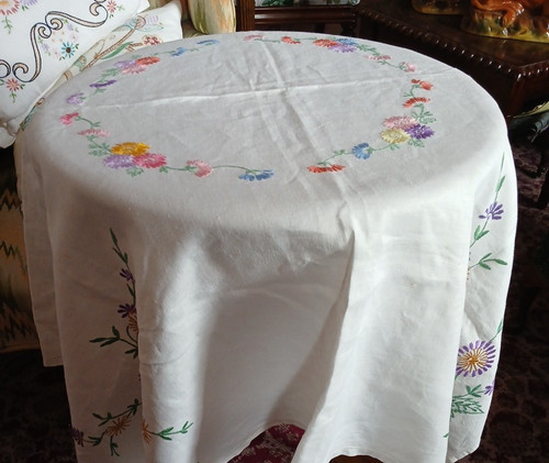 Irish linen vintage - , tablecloth
