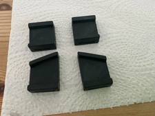 KAWASAKI TRIPLE S1 S1A S2 S2A  NEW SIDEPANEL SET OF TOP MOUNTING RUBBERS