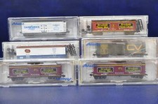 Athearn/Micro Trains N Gauge Mixed Rake of 6 40ft Box Cars & Reefers - BAR, CV,
