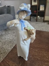 REX Valencia Spain Porcelain