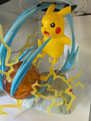 Pokemon pikachu light - pokemon,