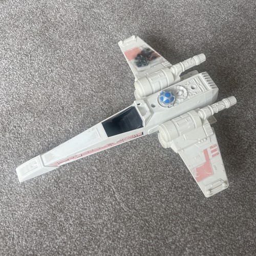 Star wars wing fighter - star,