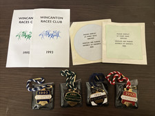 Wincanton Enamel Horse Racing Badges 1993 - 1997 Mens & Car Sticker-FREE POSTAGE