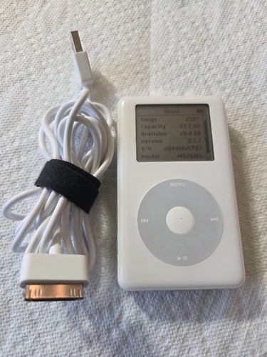 Apple ipod classic 4th gen - ipod,
