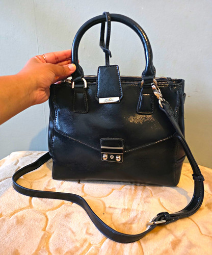 Clarks black patent crossbody - black,