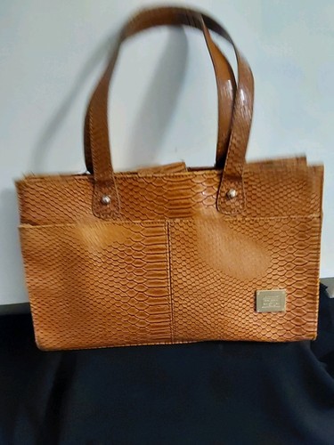 Liz claiborne hand bag - hand,